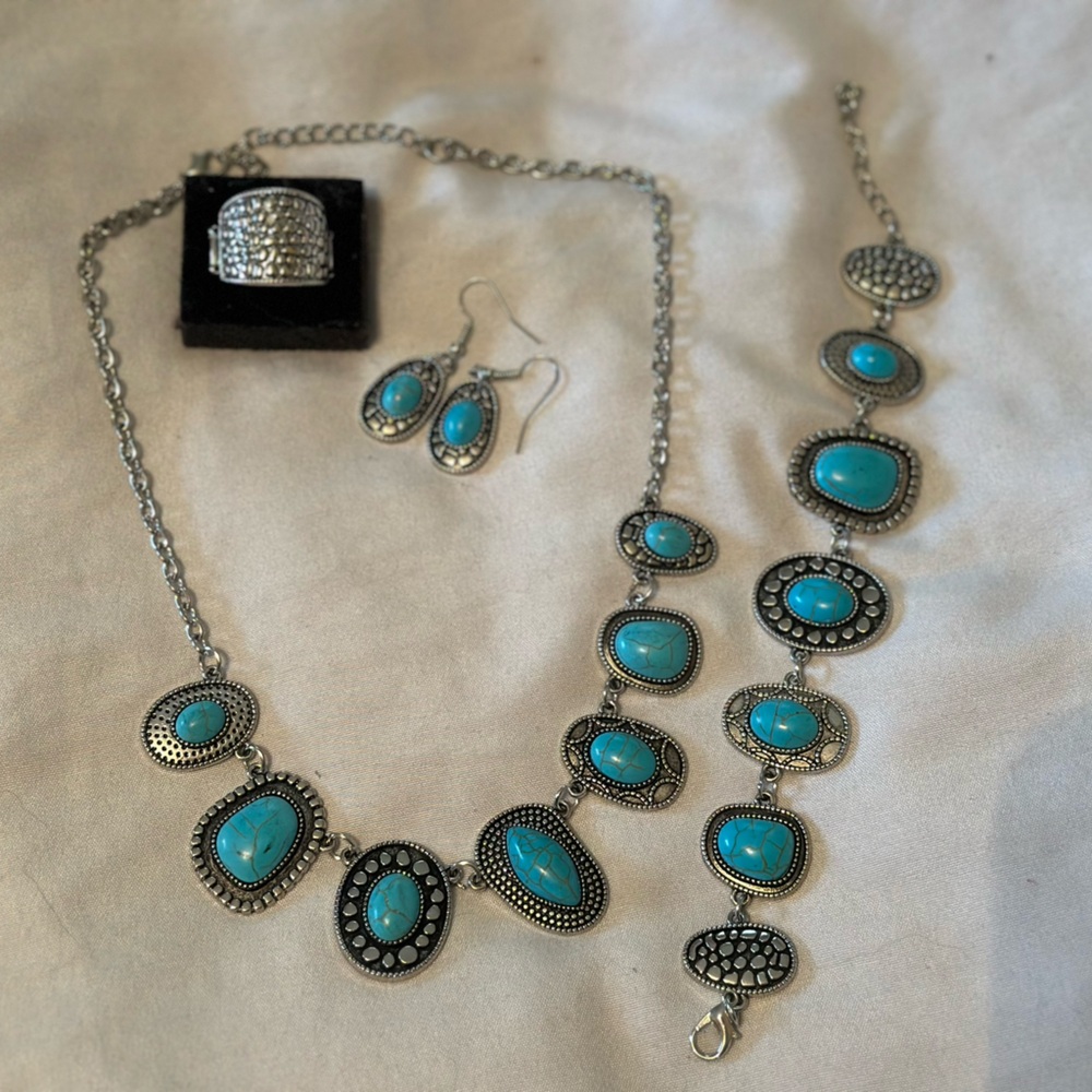 Turquoise and silver 4 piece jewelry set